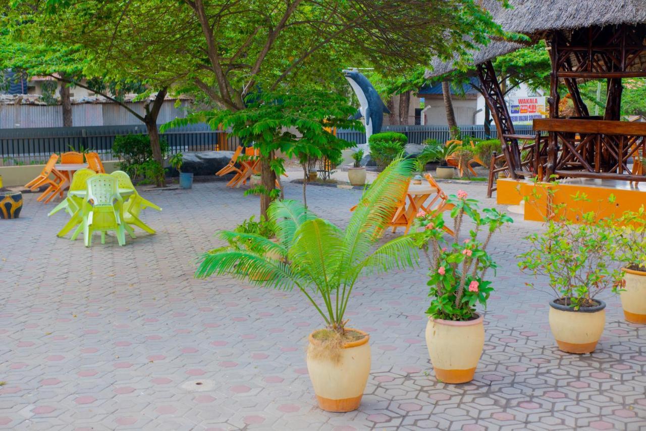Flamingo Hotel Kinyerezi Dar es Salaam Buitenkant foto
